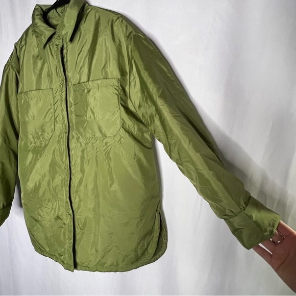 Forever 21 Lightweight Winter Jacket Dolphin Hem Pockets Green Size Medium - Picture 8 of 16